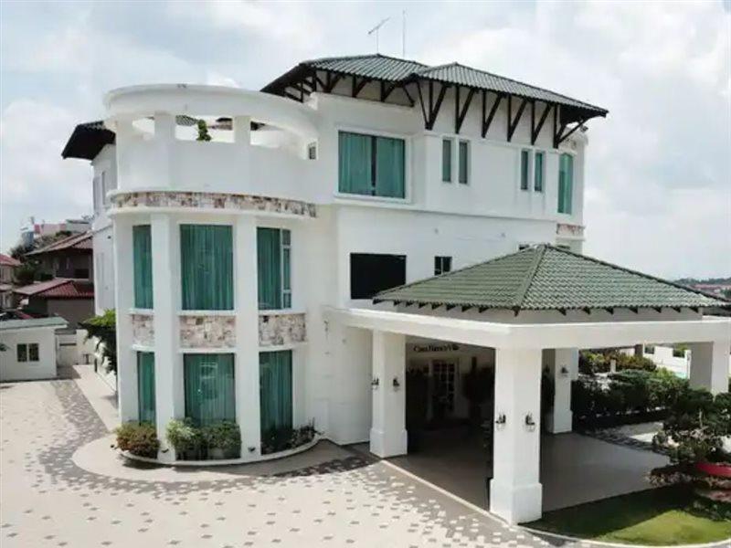 Hotel Casa Bianca Kluang Exterior foto